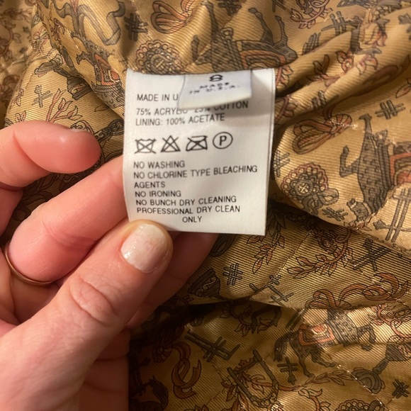 St John, faux fur coat - Picture 10 of 10